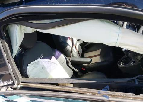 2012 Fiat 500 Lounge z USA, uszkodzony, nr VIN 3C3CFFCR8CT316234